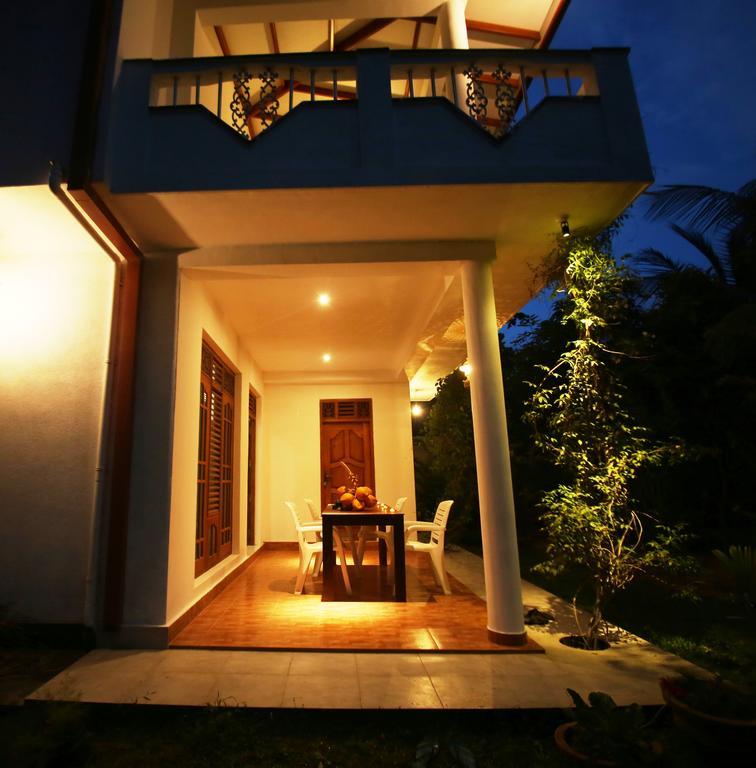 Summer Valley Boutique Villa Unawatuna Exterior foto